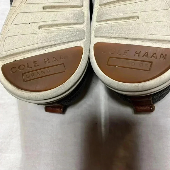 CLEARANCE [9] Cole Haan  Men's ØriginalGrand Knit Wingtip Oxfords - Picture 5 of 8